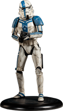 Star Wars: Stormtrooper Commander 1:4 Premium Format Figure